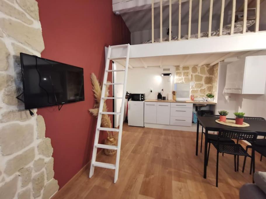 Centre Ville Montpellier - Appartement Au Coeur De L'Ecusson Exterior photo